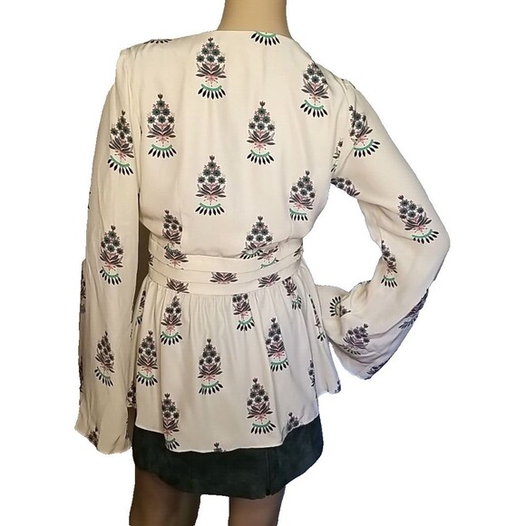 STONE COLD FOX Floral Lined 100% Silk 3 Button Blouse Top Size 1 US Small    T48 - Picture 4 of 11